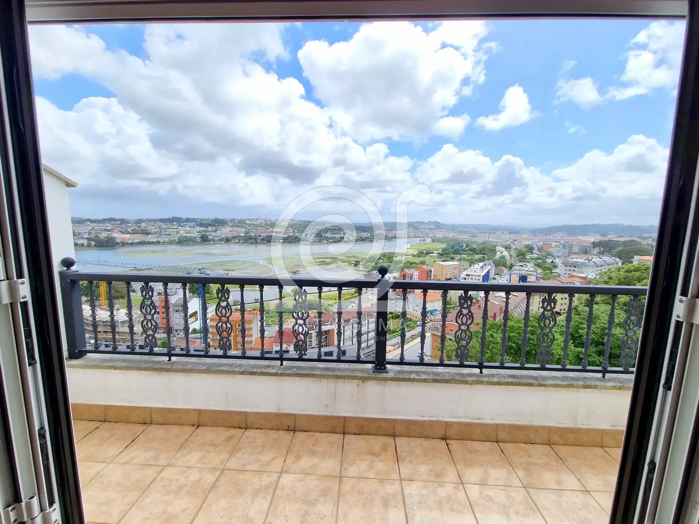 Terraza de Ático en venta en Culleredo con Calefacción, Terraza y Trastero