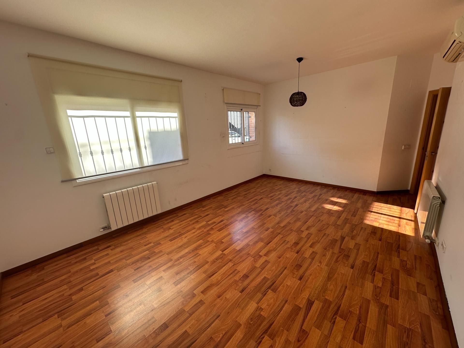 Living room of Planta baja for sale in Pineda de Mar  with Air Conditioner and Heating