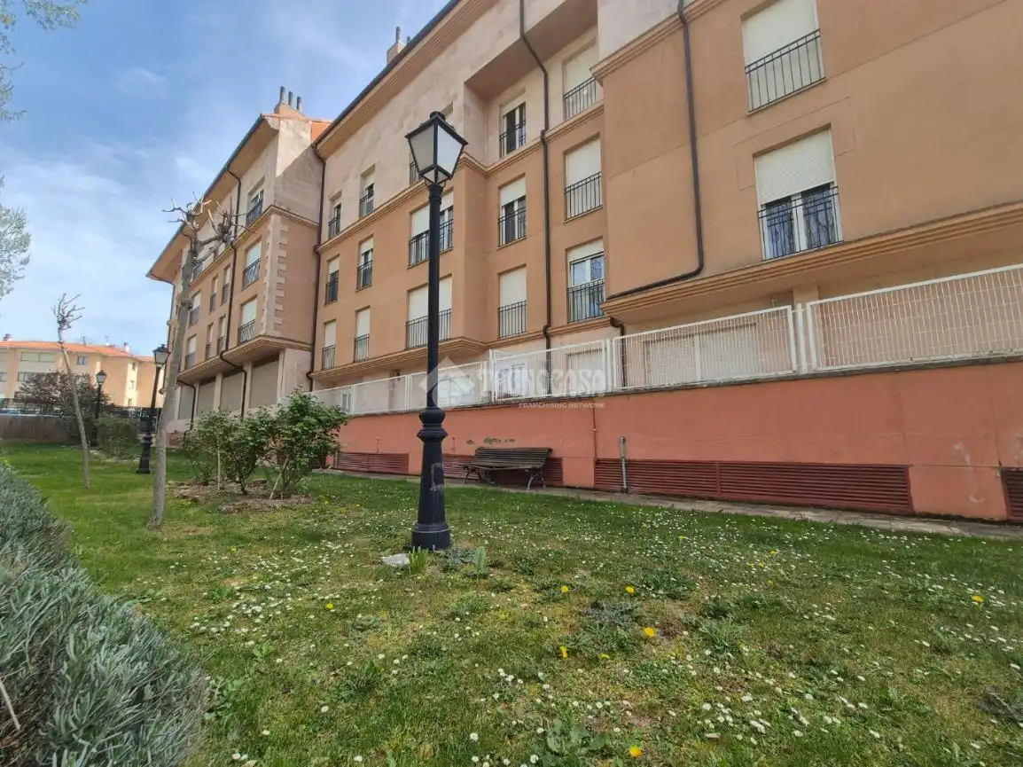 Vista exterior de Piso en venta en Sigüenza con Terraza