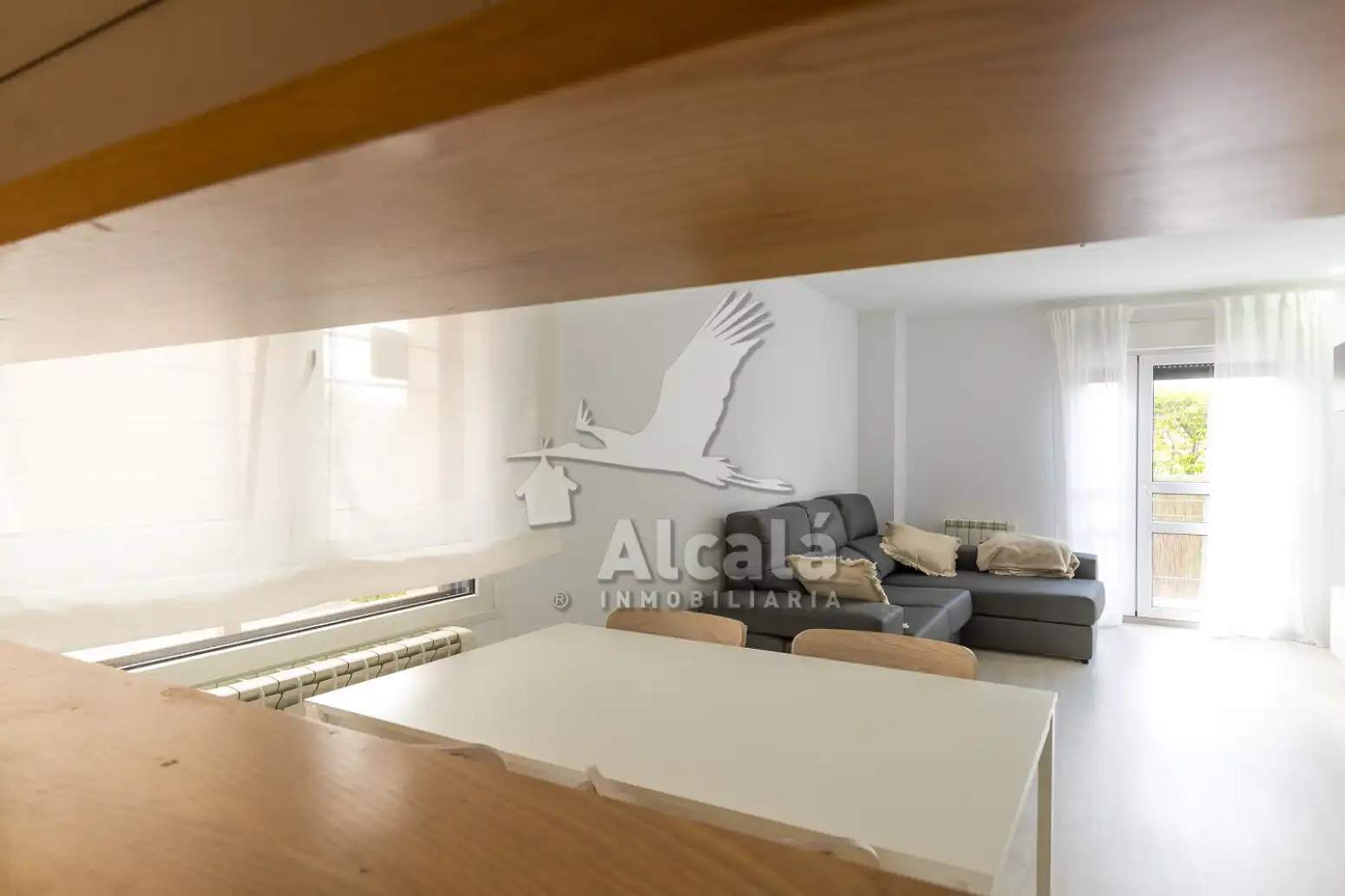 Habitación de Piso en venta en Alcalá de Henares con Aire acondicionado, Calefacción y Jardín privado
