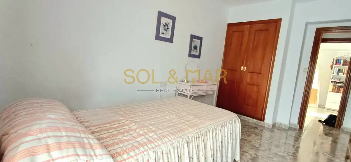 Habitación de Piso en venta en Torremolinos con Aire acondicionado, Calefacción y Terraza