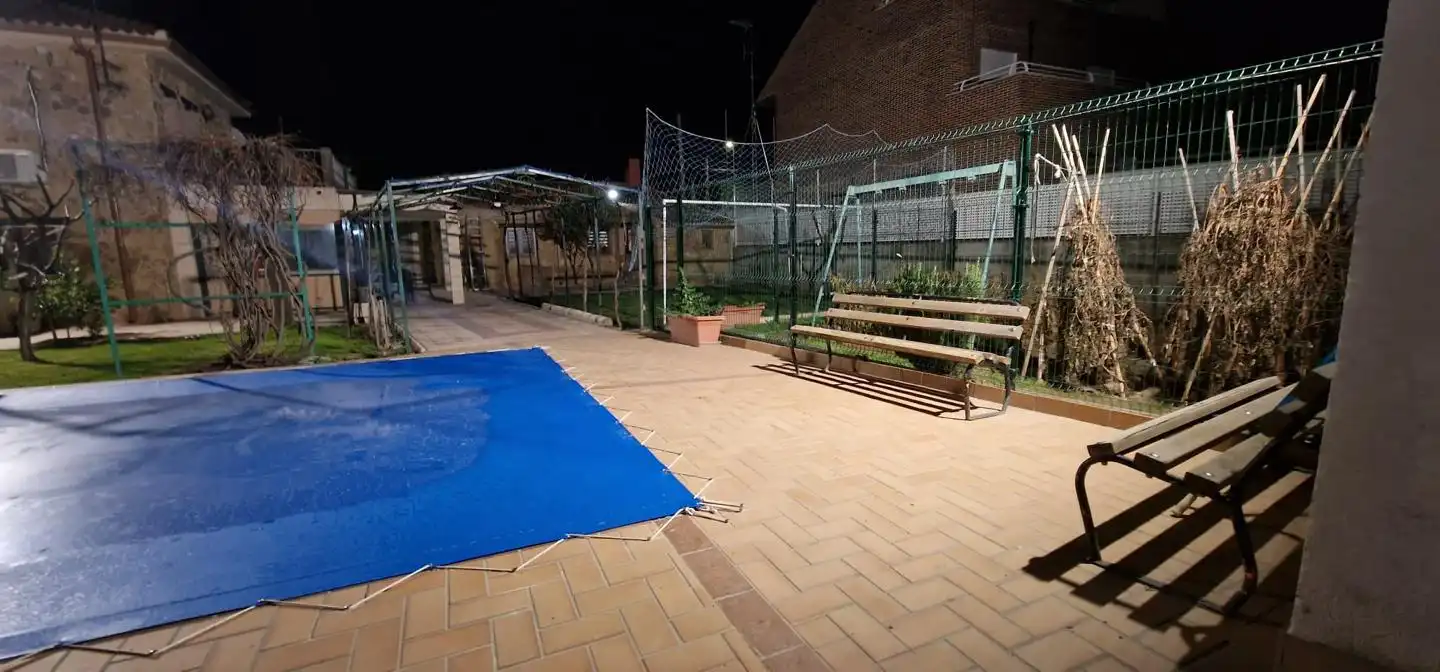 Jardí de Casa o xalet en venda en Cadrete amb Aire condicionat, Calefacció i Jardí privat