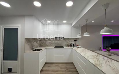 Kitchen of Flat for sale in Pineda de Mar  with Air Conditioner and Terrace