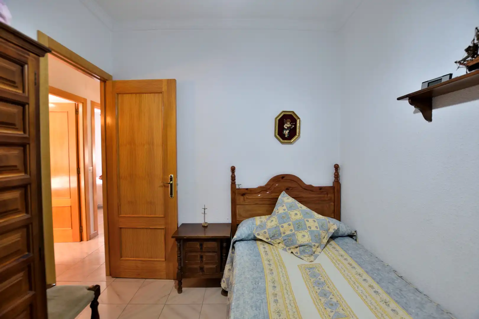 Dormitori de Casa adosada en venda en Ronda amb Traster, Forn i Rentadora