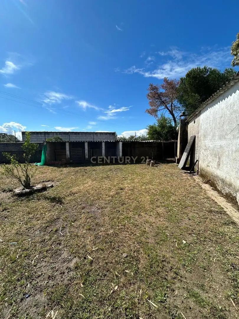 Houses for sale in Arroyo de la Luz  with Air Conditioner, Private garden and Swimming Pool