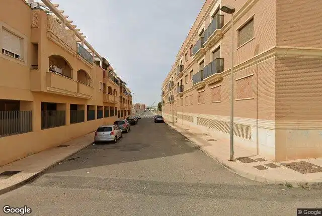 Piso en venta en CL SANTA FE (CB)