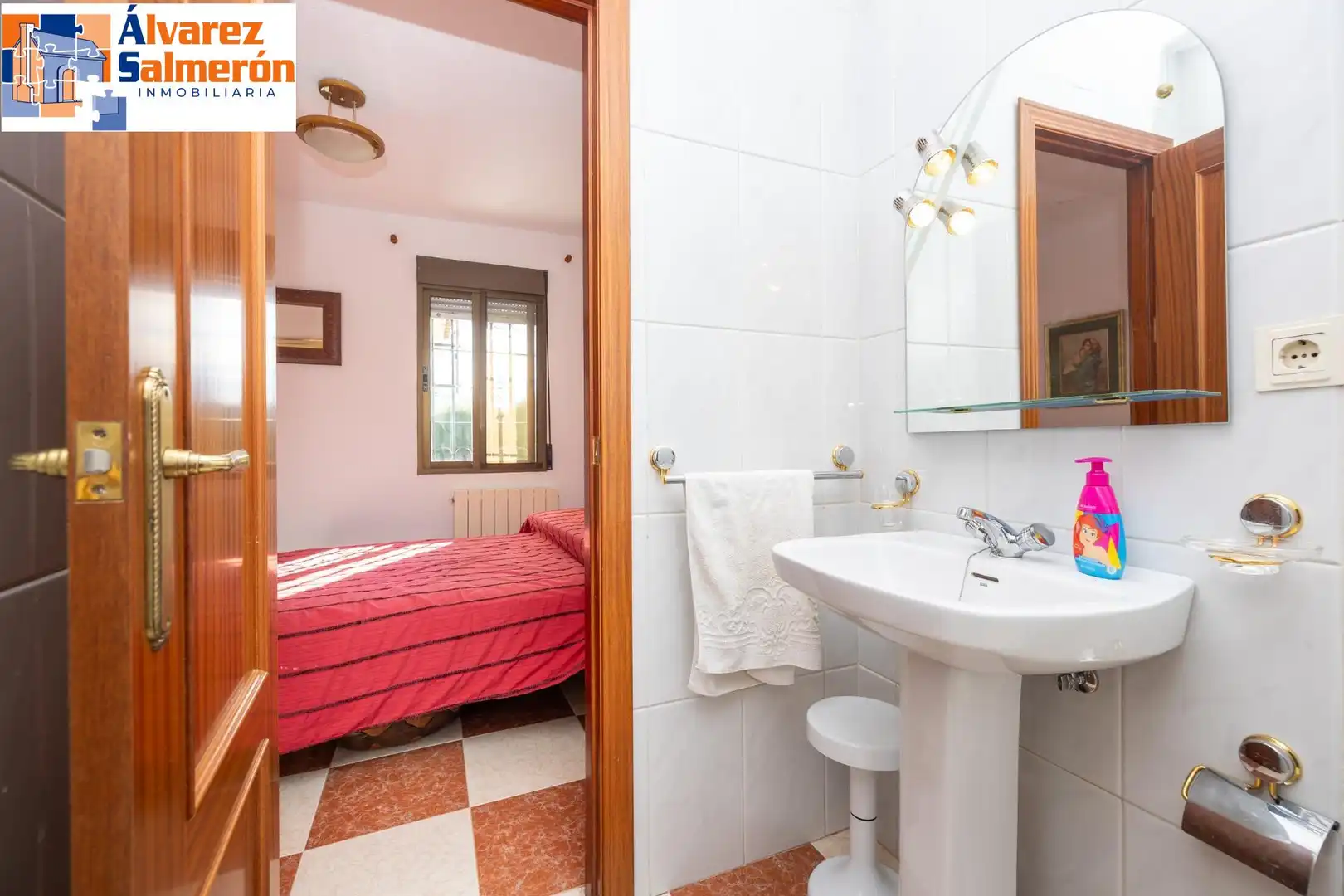 Villa mit Pool zum Verkauf in Calle Alijares, imagen 18