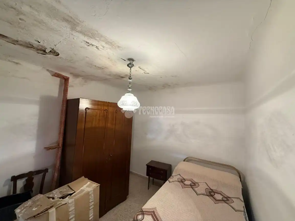 Dormitori de Casa adosada en venda en Almorox amb Calefacció i Moblat