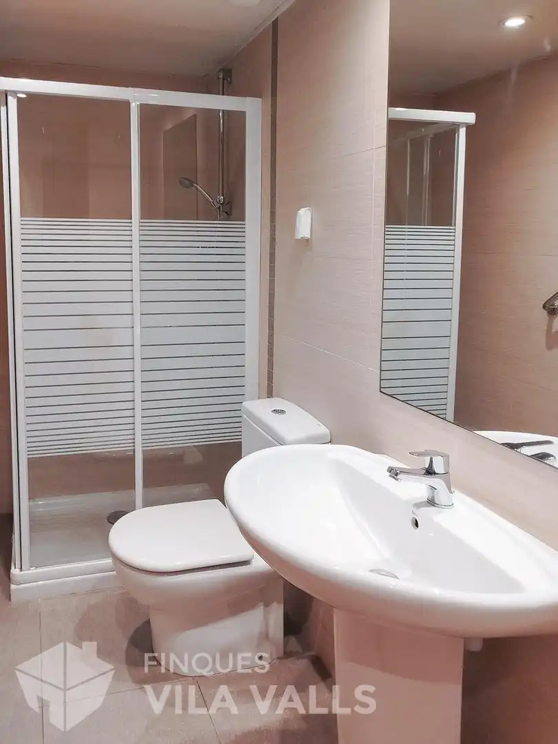 Flat with lift for sale in FOLCH I TORRAS, imagen 3