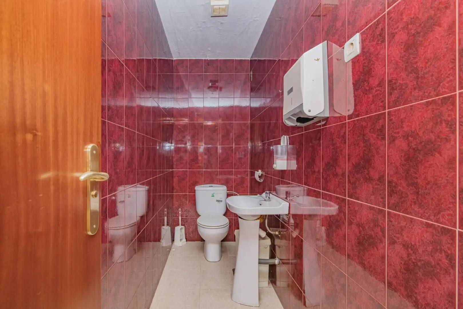 Edificio en venta en Carretera HUELMA, 66, Montejícar