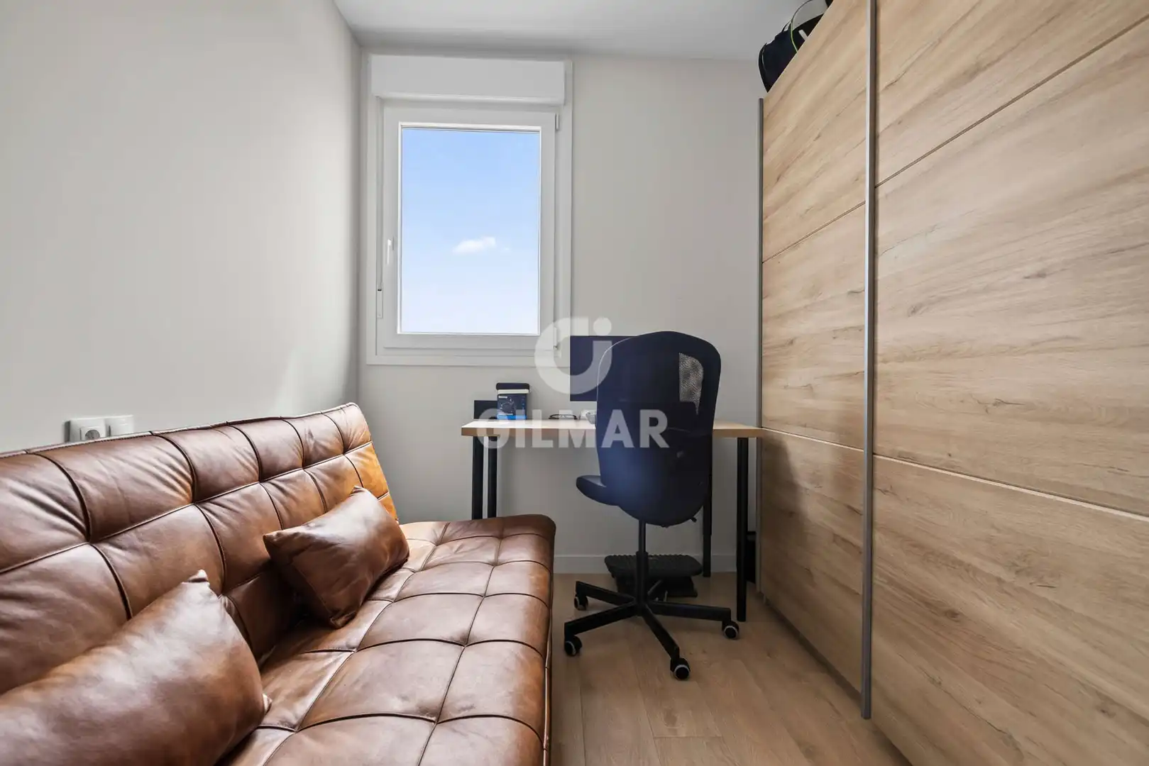 Bedroom of Flat for sale in Dos Hermanas  with Heating, Storage room and Swimming Pool