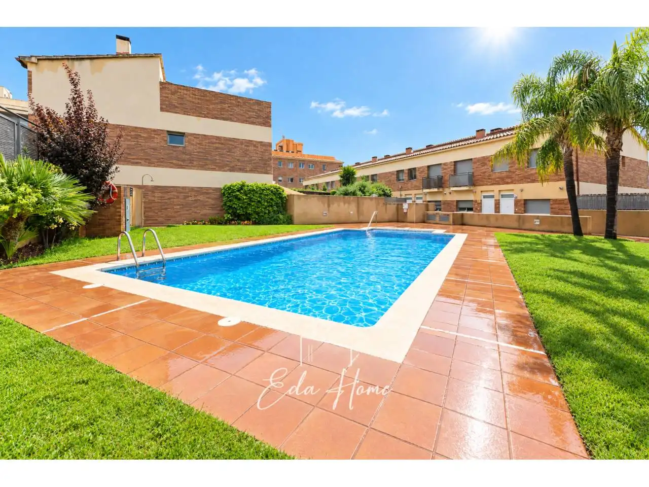 Maison mitoyenne avec piscine à vendre à Calle Doctor Ramón y Cajal