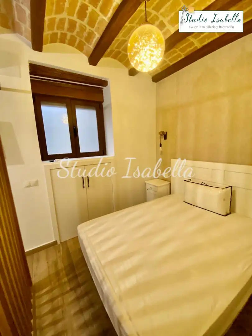 Bedroom of Lofts for rent in Toledo  with Air Conditioner, Heating and Furnished