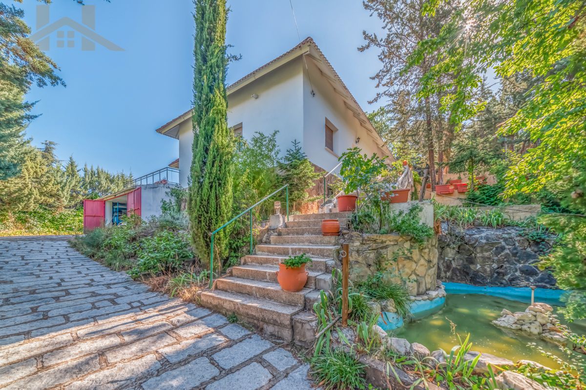 Vista exterior de Casa o xalet en venda en Tres Cantos amb Calefacció, Jardí privat i Terrassa