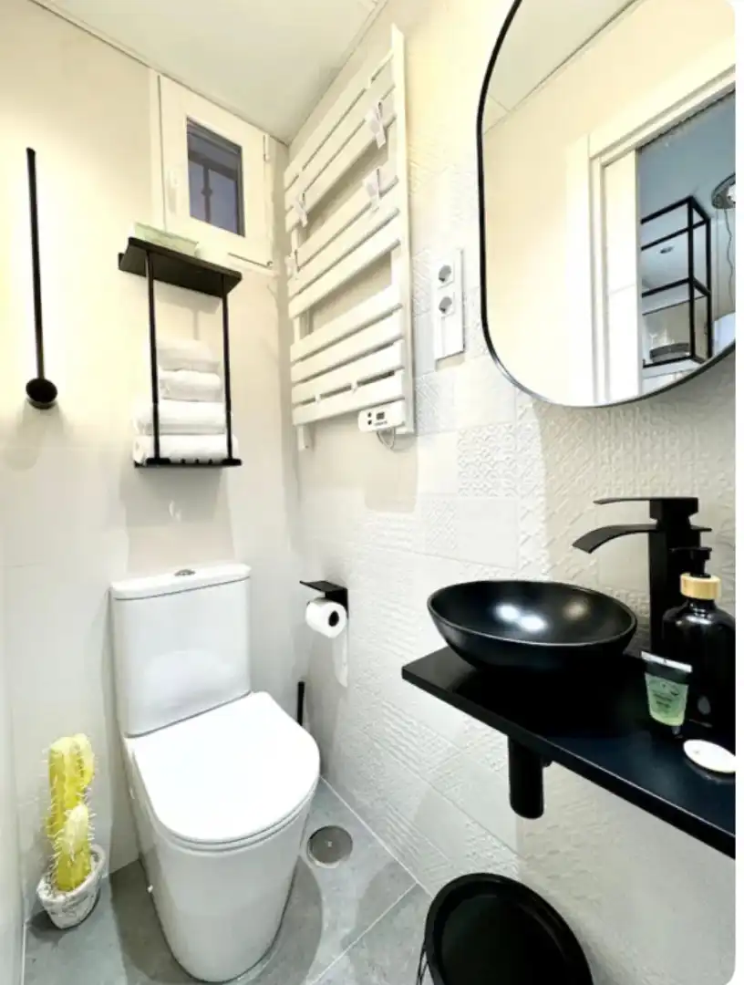 Badezimmer von Wohnung zur Miete in Madrid mit Klimaanlage, Heizung und Möbliert