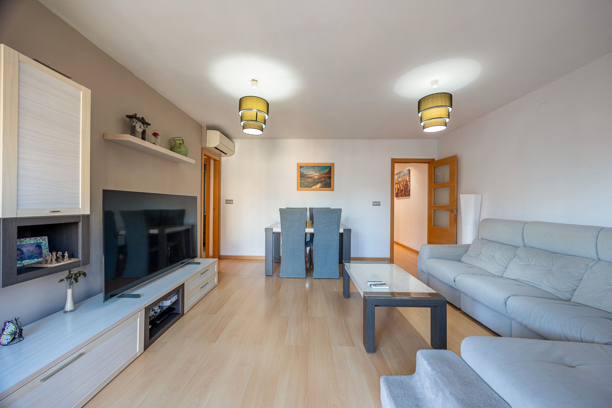 Living room of Flat for sale in Benidorm  with Parquet flooring