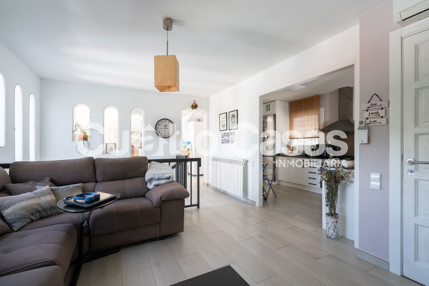 Sala d'estar de Casa o xalet en venda en Argentona amb Aire condicionat, Jardí privat i Terrassa