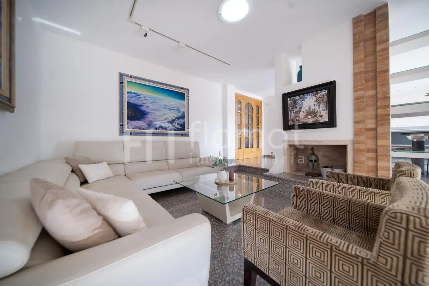 Sala d'estar de Casa o xalet en venda en Sabadell amb Piscina