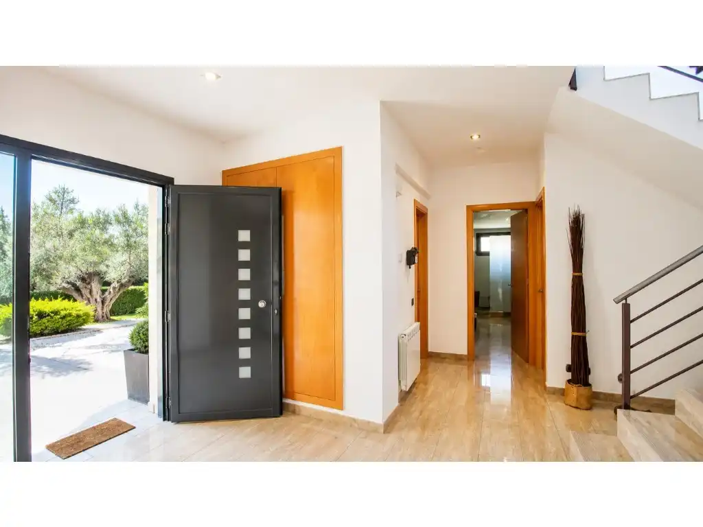 Houses for sale in Olèrdola  with Air Conditioner