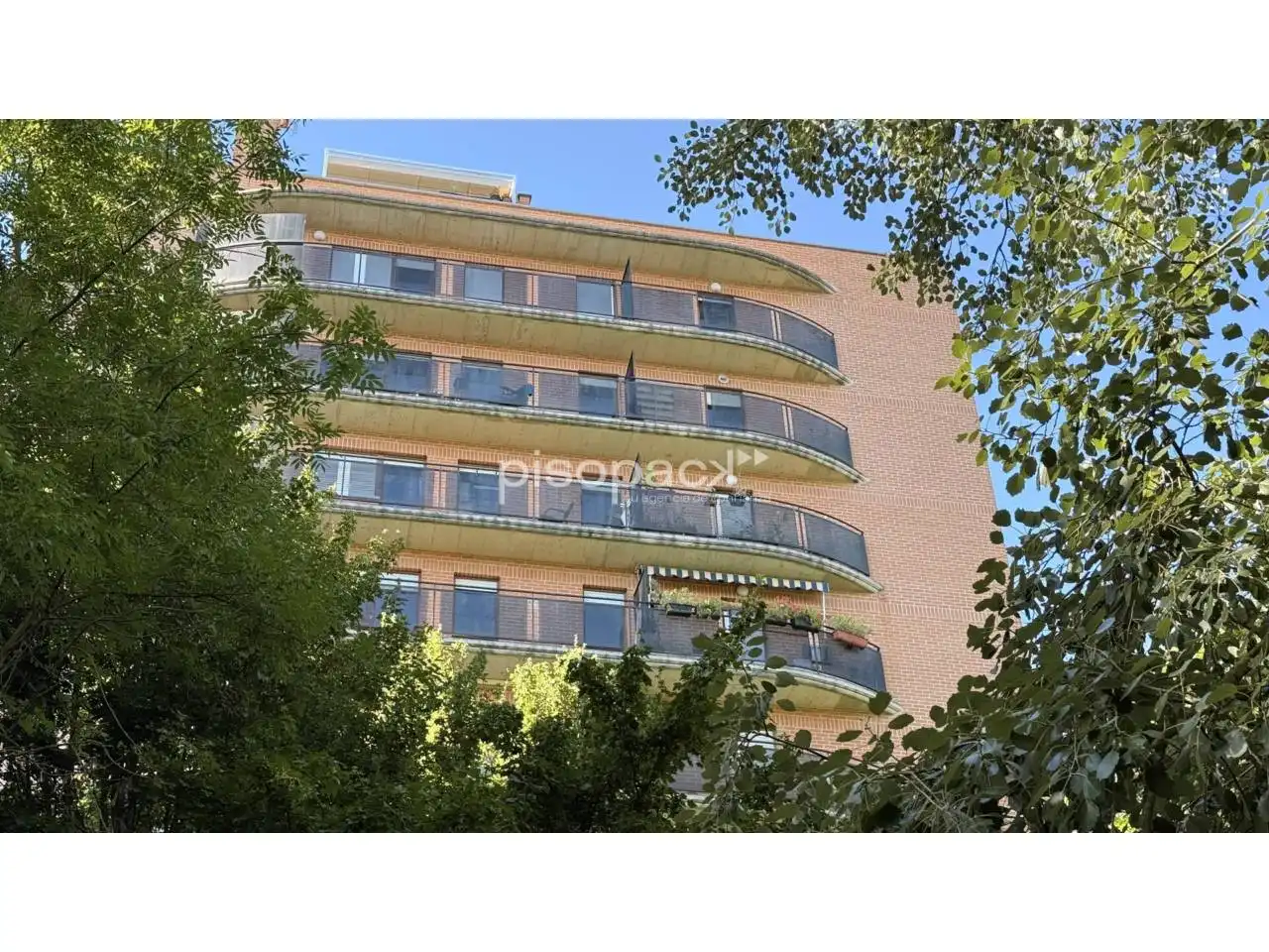 Exterior view of Flat for sale in  Pamplona / Iruña  with Air Conditioner, Heating and Terrace
