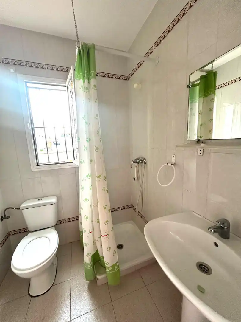 Bathroom of Flat for rent in Burguillos  with Air Conditioner, Terrace and Furnished