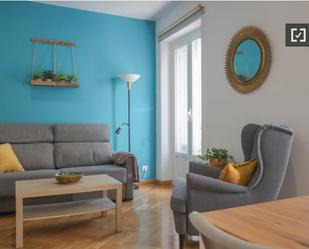 Living room of Flat to rent in  Madrid Capital  with Air Conditioner and Balcony