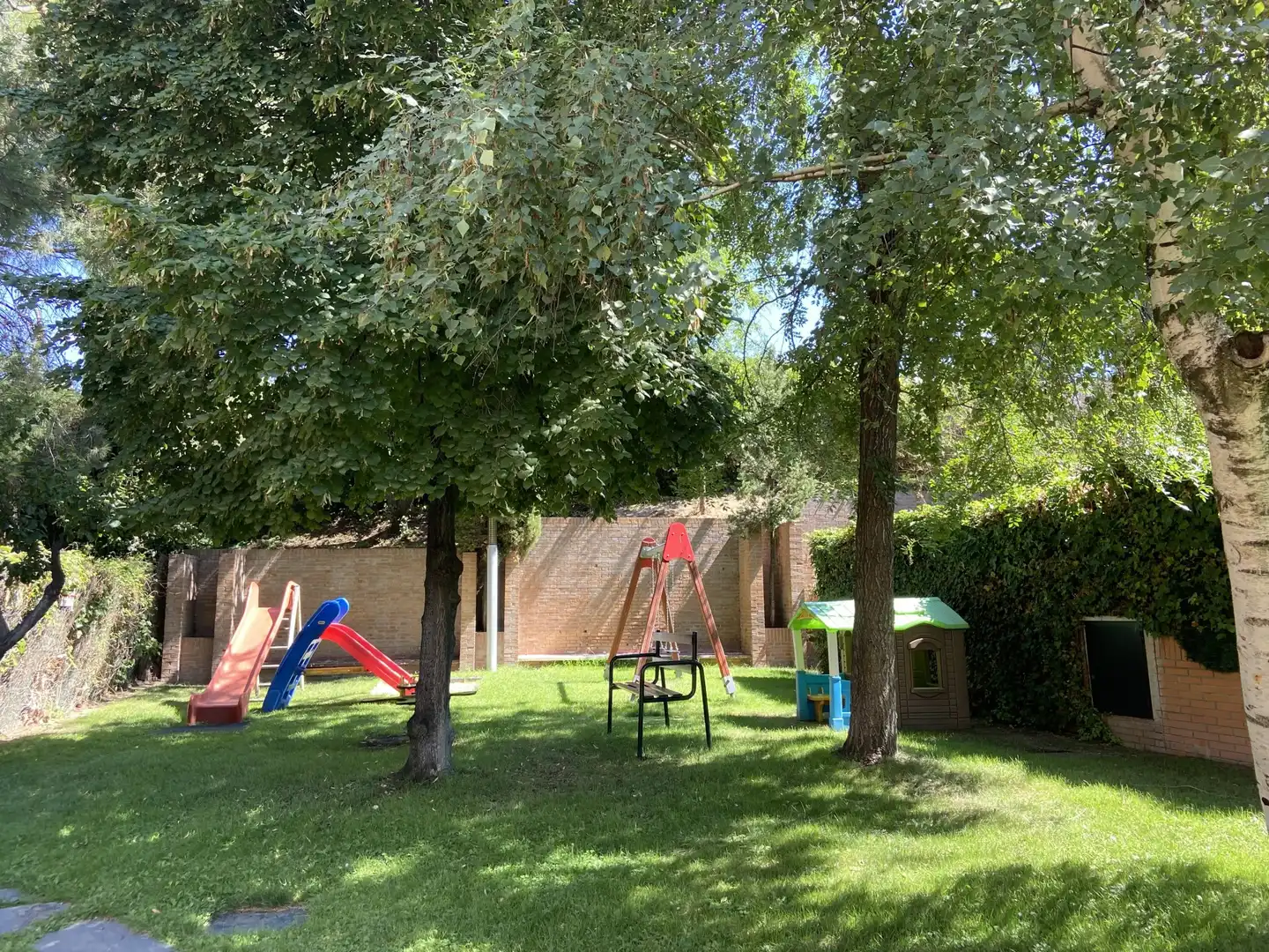 Dúplex de alquiler en CUESTA DEL CERRO, El Soto de la Moraleja