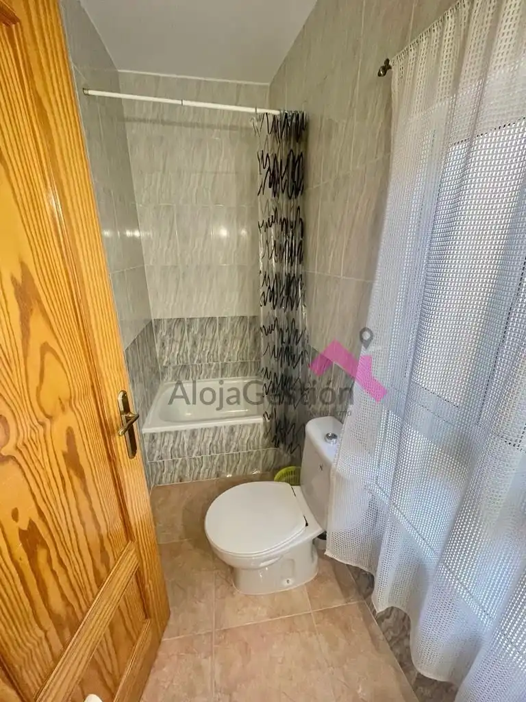 Flat for rent in Calle Rincón de la Magdalena, Centro Ciudad
