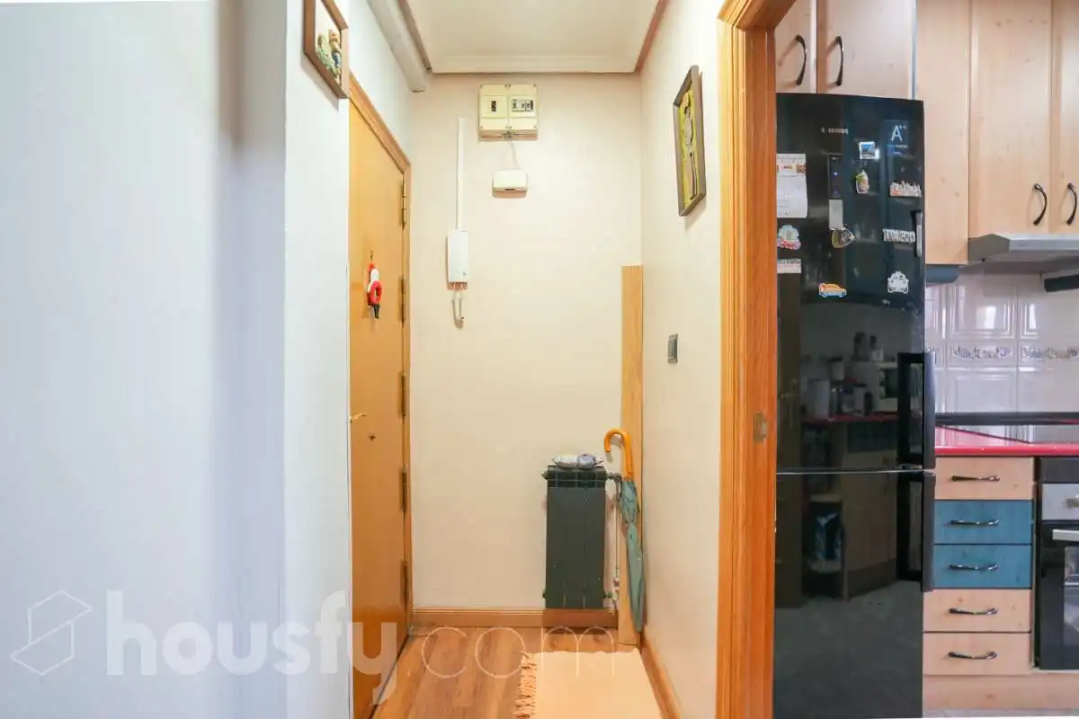 Piso en venta en Cl Casalarreina, Ambroz