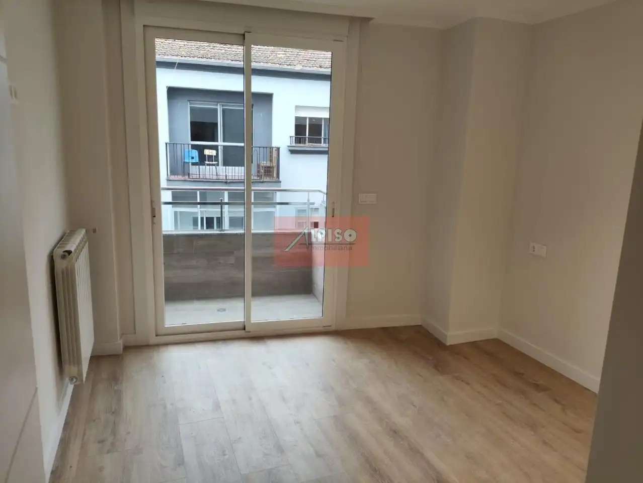 Dormitori de Apartament de lloguer en Ourense Capital  amb Calefacció i Balcó