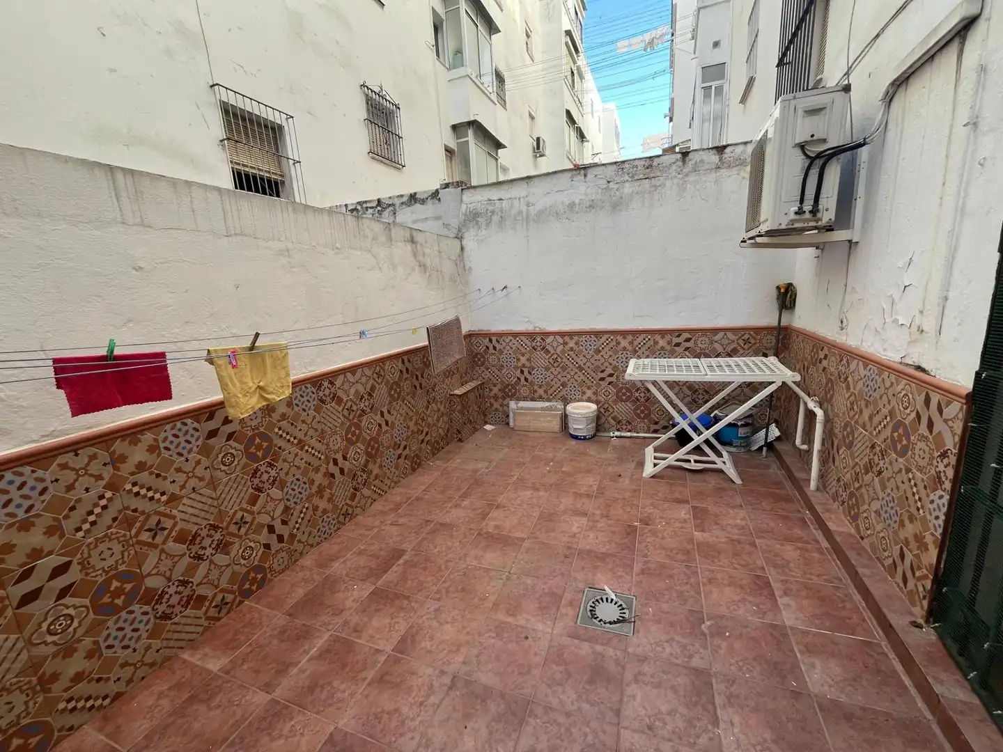 Piso de alquiler en Calle ULIA, El Plantinar – Avda. La Paz - El Juncal
