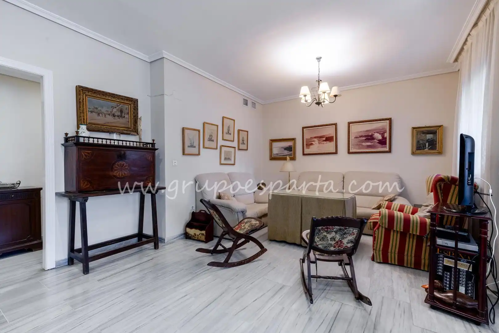Living room of Flat for sale in Sevilla  with Air Conditioner and Terrace