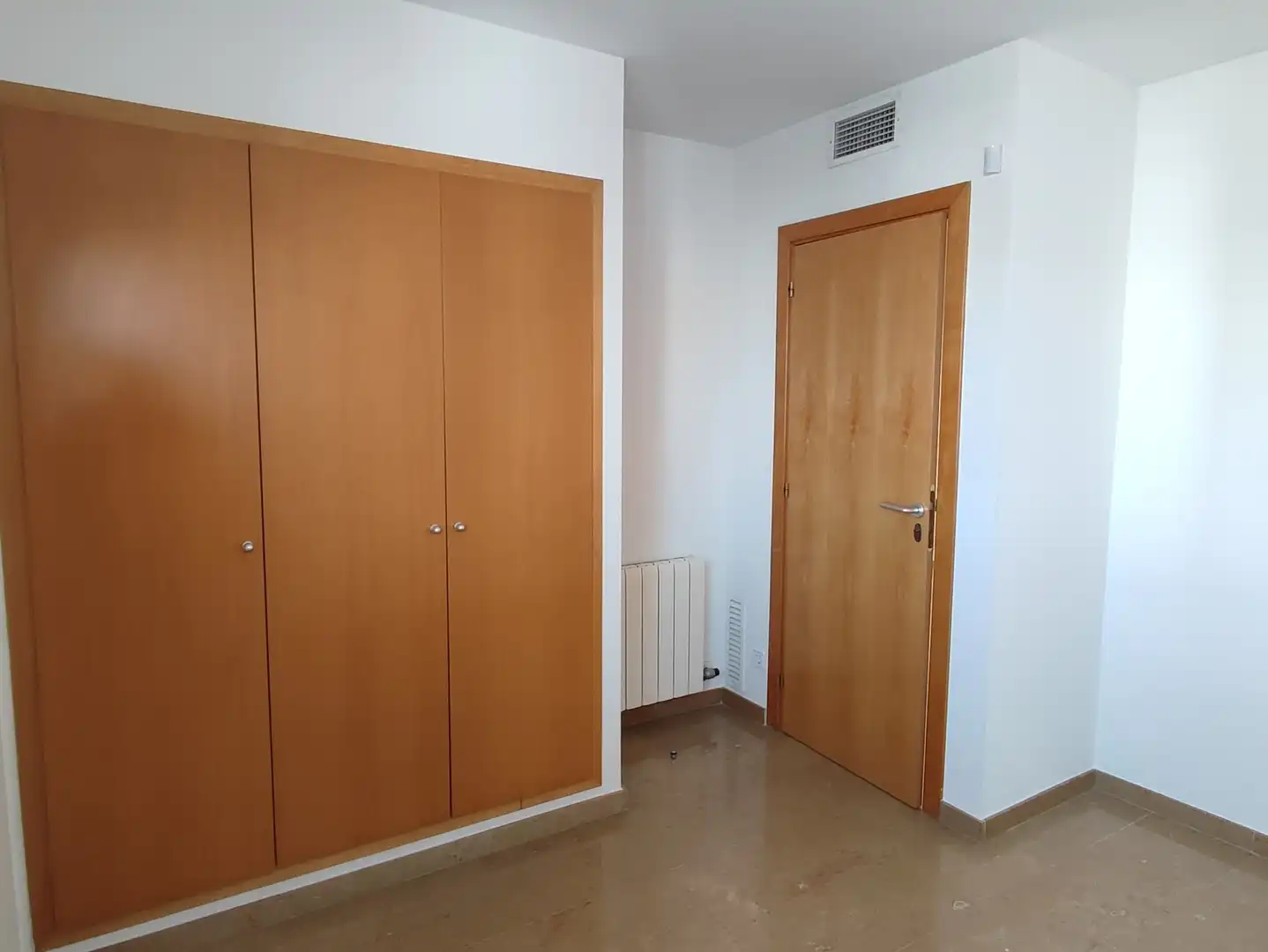 Schlafzimmer von Maisonette zur Miete in Girona mit Klimaanlage, Heizung und Terrasse