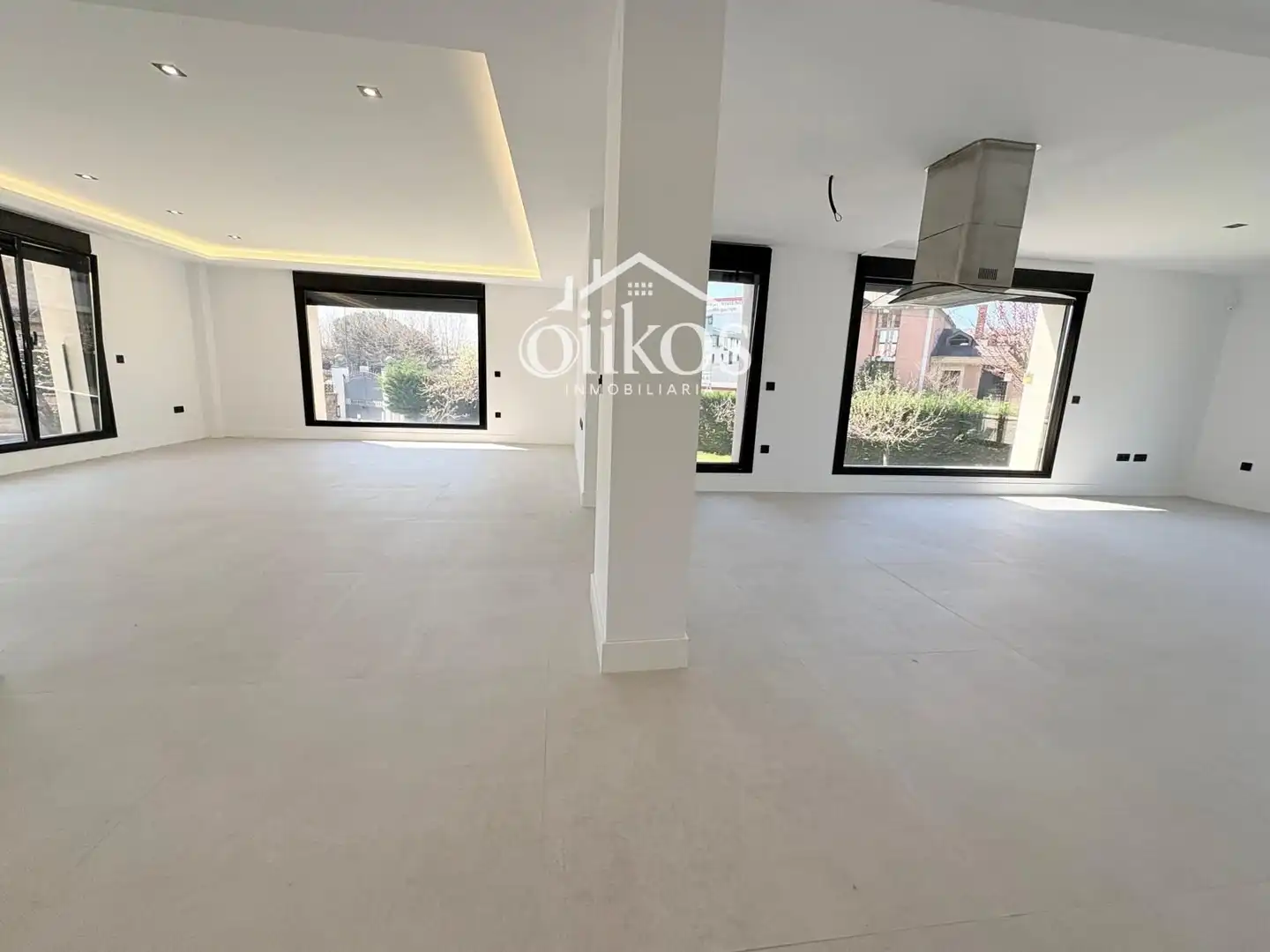 Chalet con terraza en venta en Villamayor