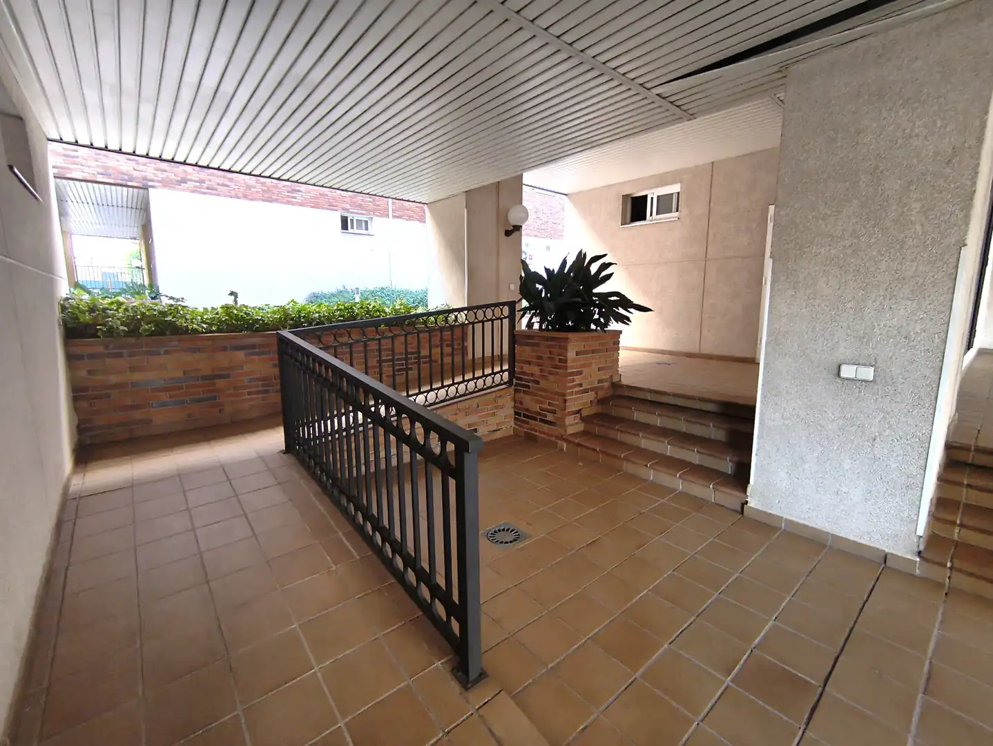 Flat for rent in Madrid  with Air Conditioner, Heating and Private garden