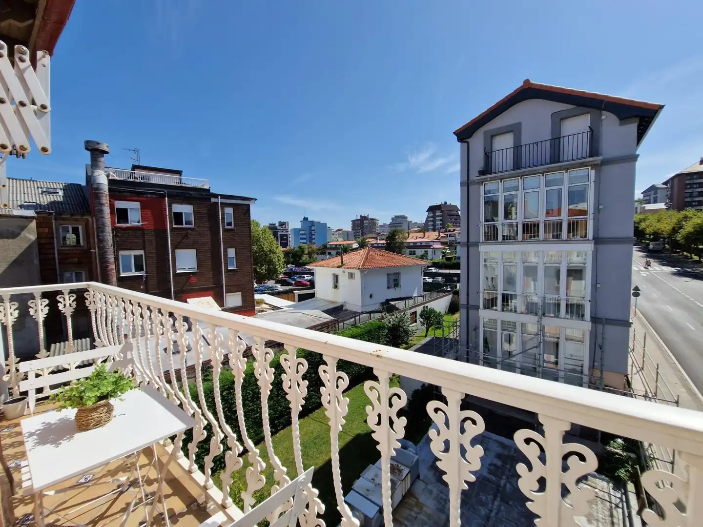 Terrasse von Wohnung zur Miete in Santander mit Heizung, Terrasse und Möbliert