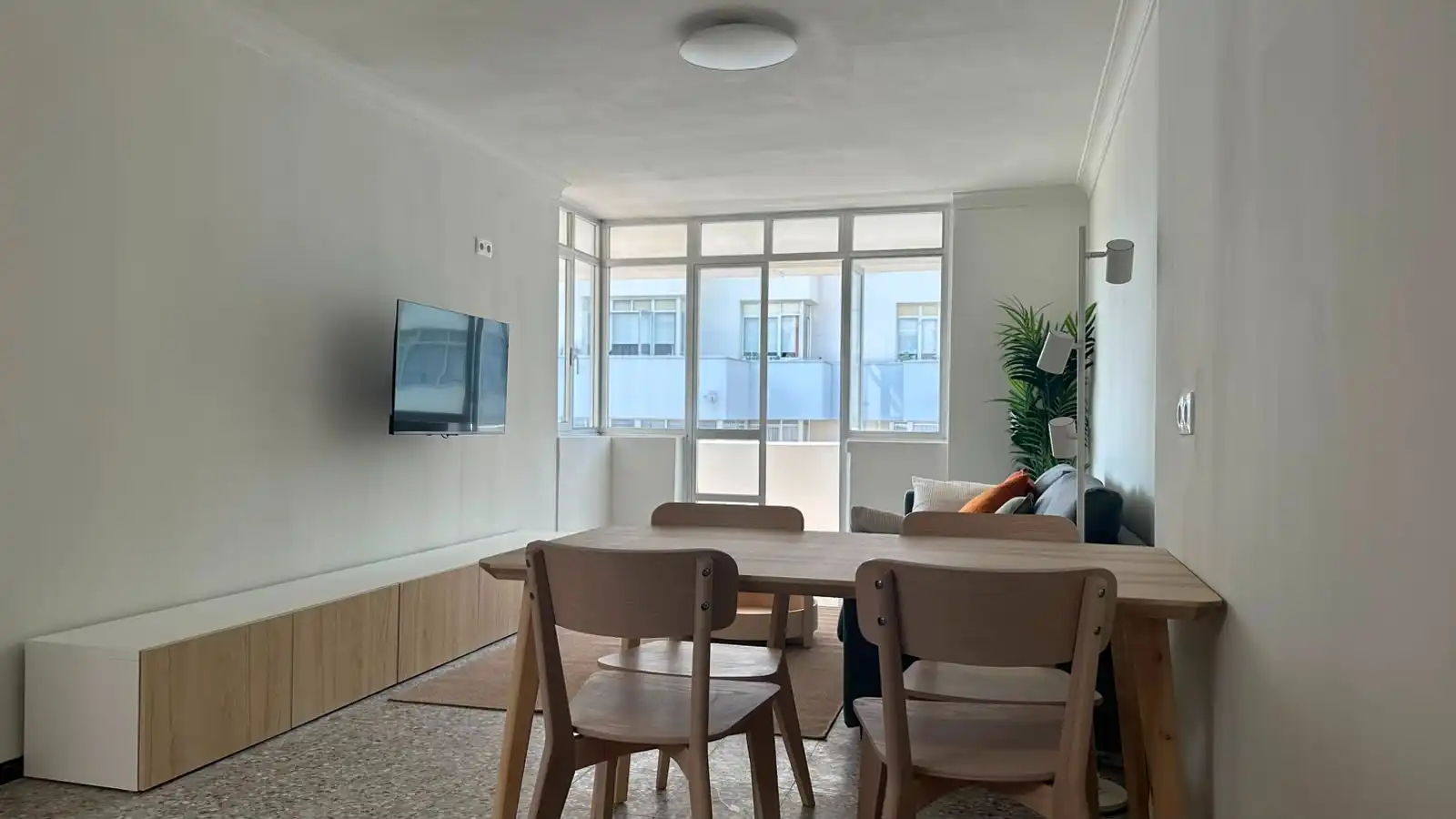 Dining room of Flat for rent in Ferrol  with Furnished, Oven and Washing machine