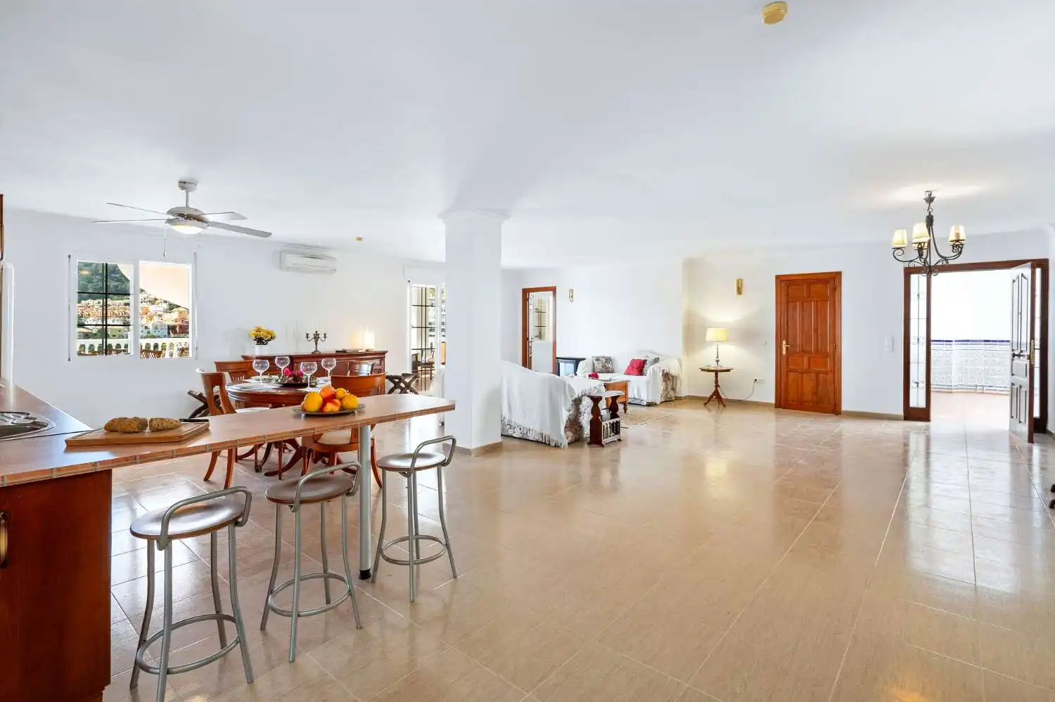 Comedor de Casa o chalet en venta en Almuñécar con Calefacción, Terraza y Trastero