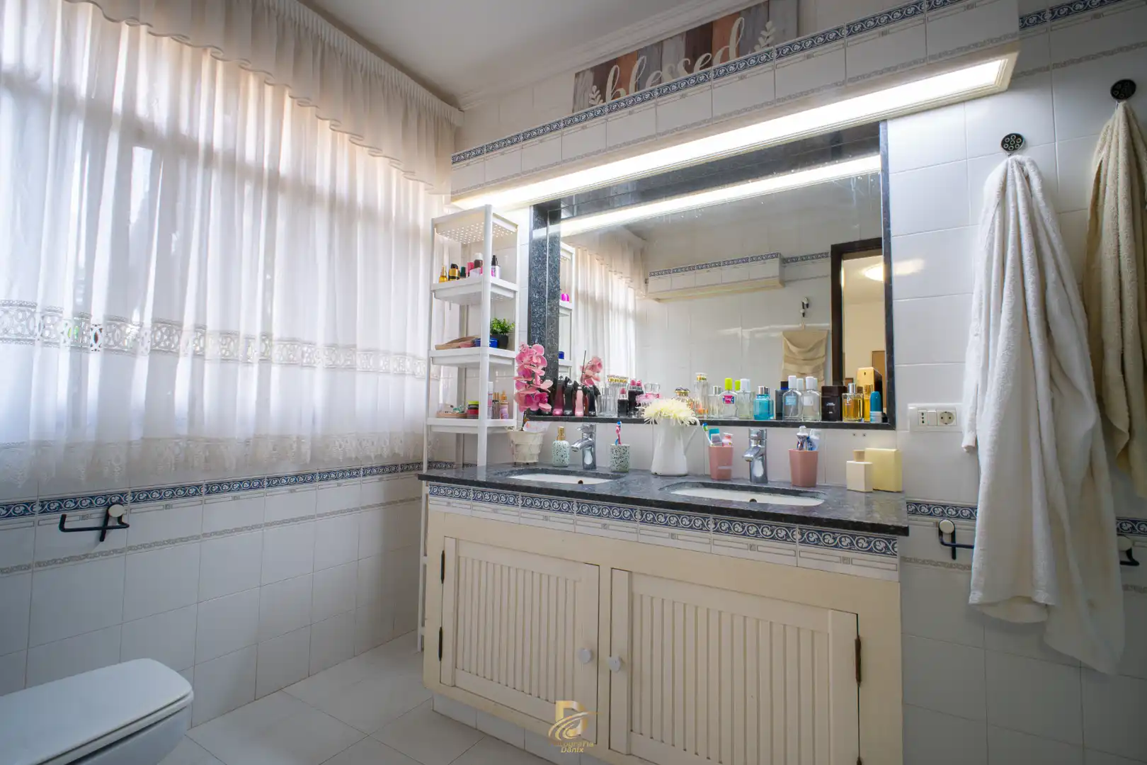 Bany de Casa o xalet en venda en Las Palmas de Gran Canaria amb Aire condicionat, Jardí privat i Terrassa