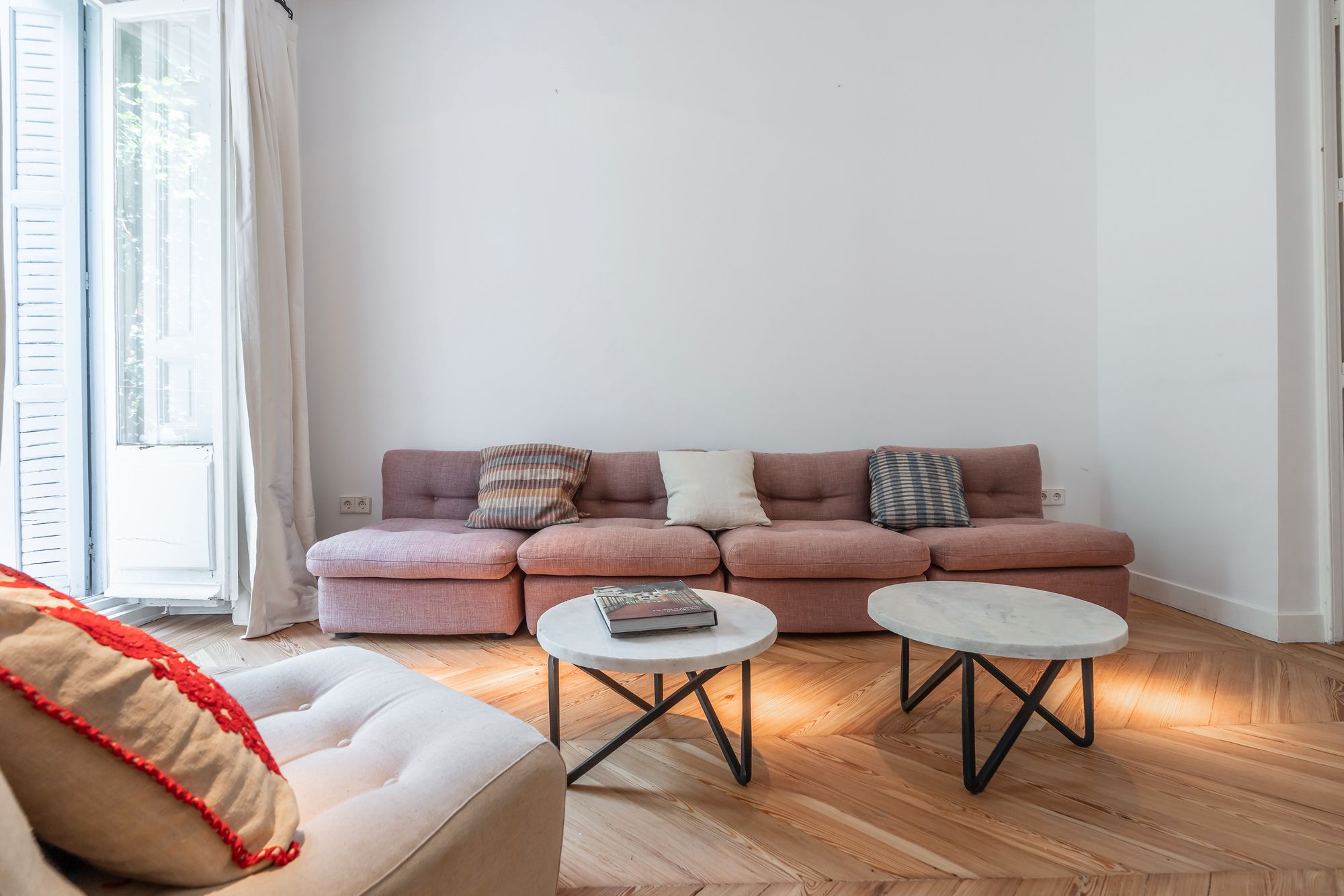 Sala de estar de Piso en venta en  Madrid Capital con Calefacción y Balcón