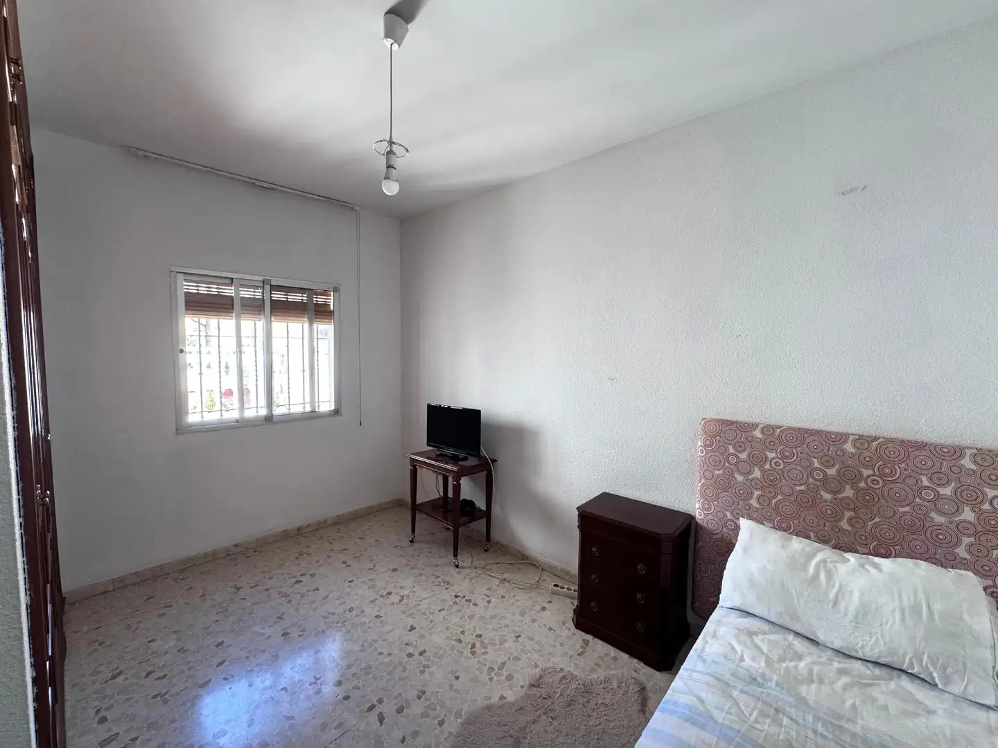 Schlafzimmer von Einfamilien-Reihenhaus zum Verkauf in Málaga mit Klimaanlage und Heizung