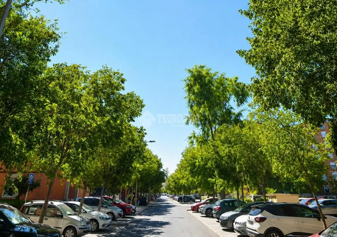 Vista exterior de Pis en venda en Madrid amb Calefacció