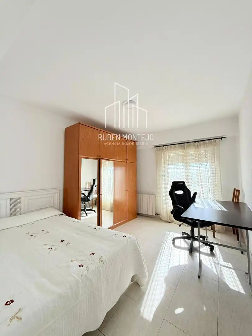 Exterior view of Flat for rent in Salamanca  with Heating, Terrace and Furnished