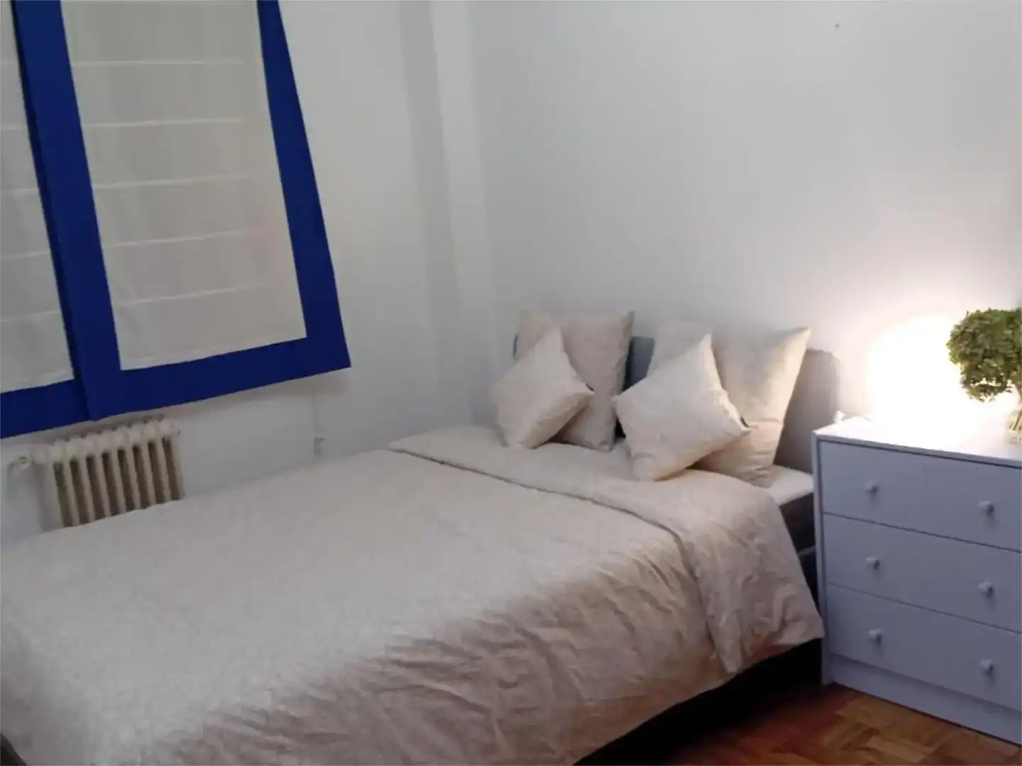 Schlafzimmer von Wohnung zur Miete in Couto