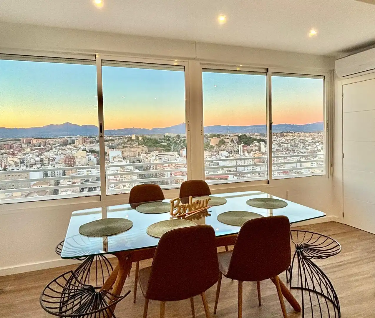Esszimmer von Wohnung zum Verkauf in Alicante / Alacant mit Klimaanlage und Terrasse