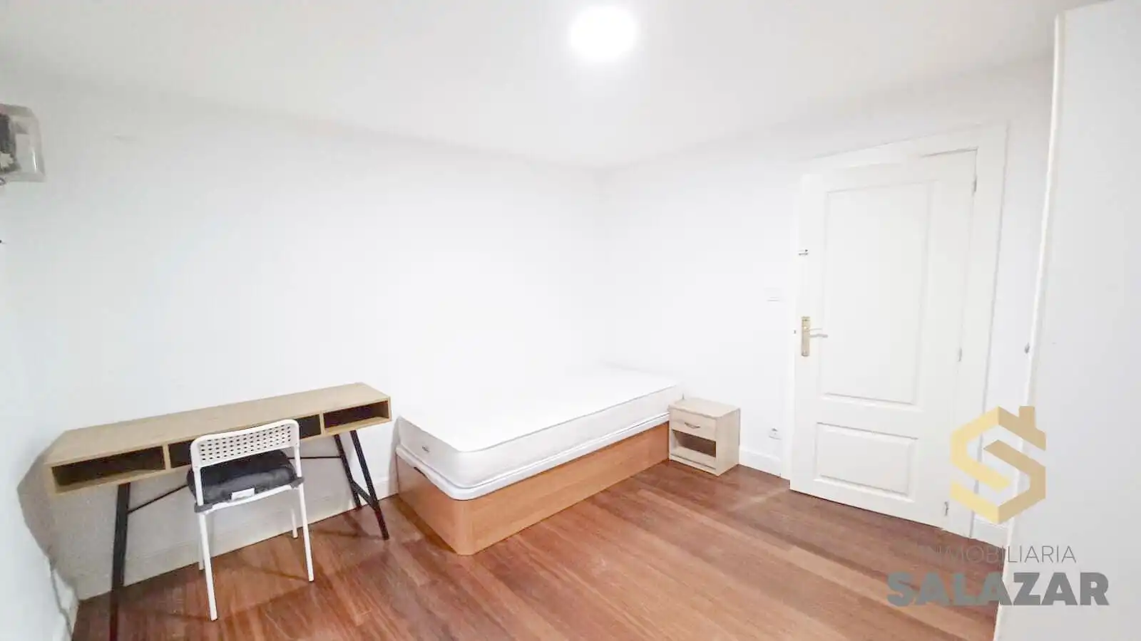 Bedroom of Flat for rent in Uribarri