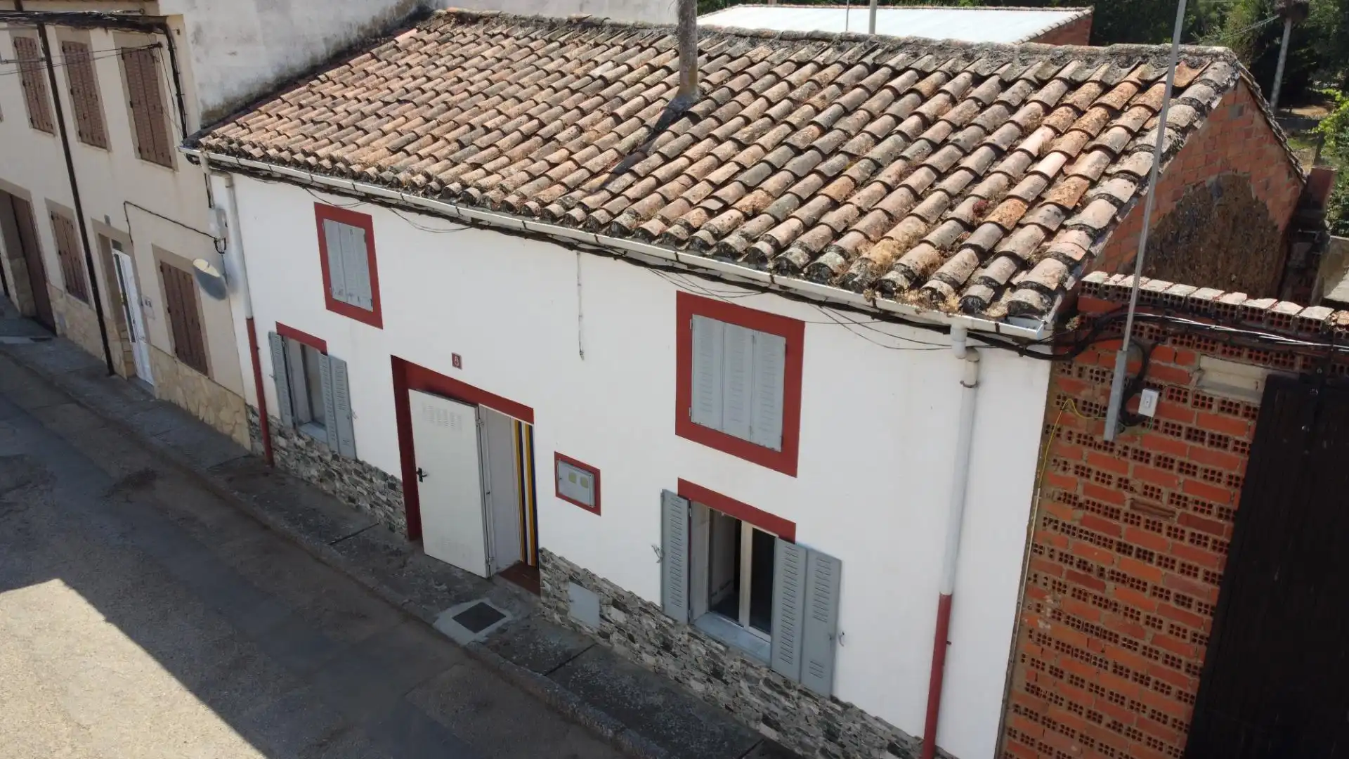 Vista exterior de Casa o xalet en venda en Bustillo del Páramo amb Terrassa