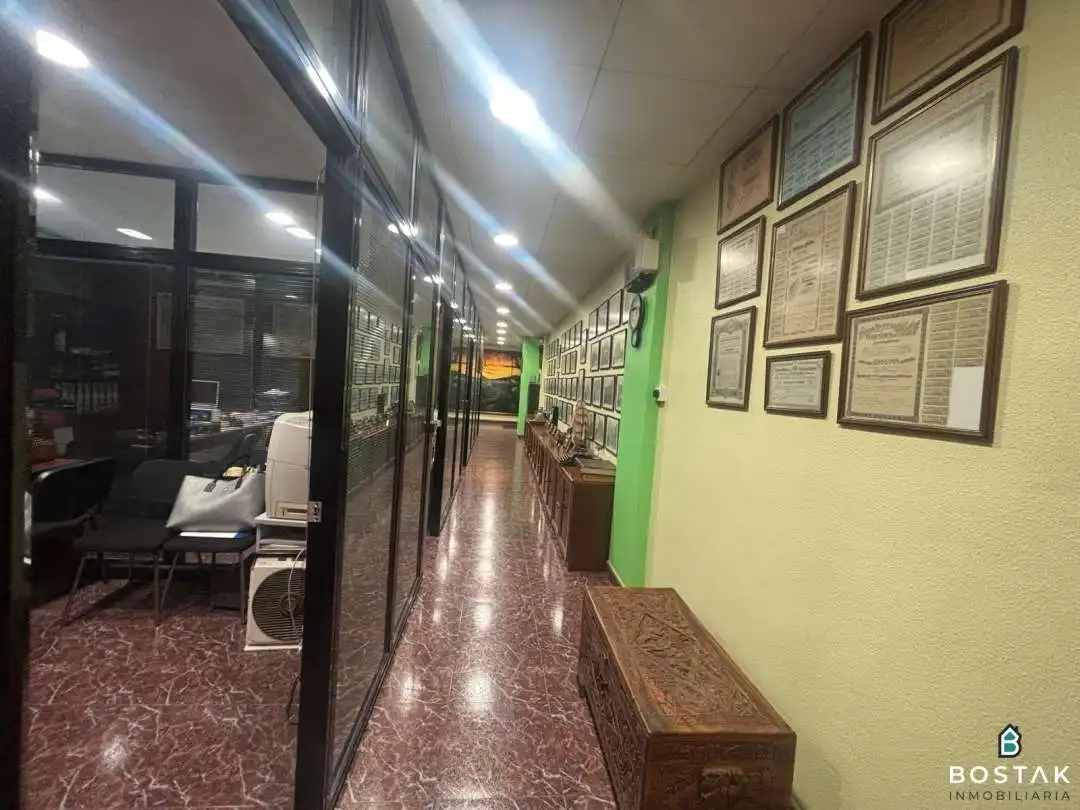 Oficina amb ascensor de lloguer a Campo de Volantín Pasealekua 24, imagen 4