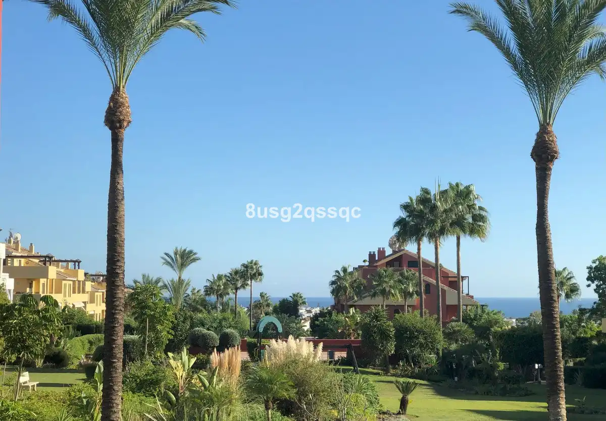 Garden of Flat for sale in Estepona  with Air Conditioner, Furnished and TV