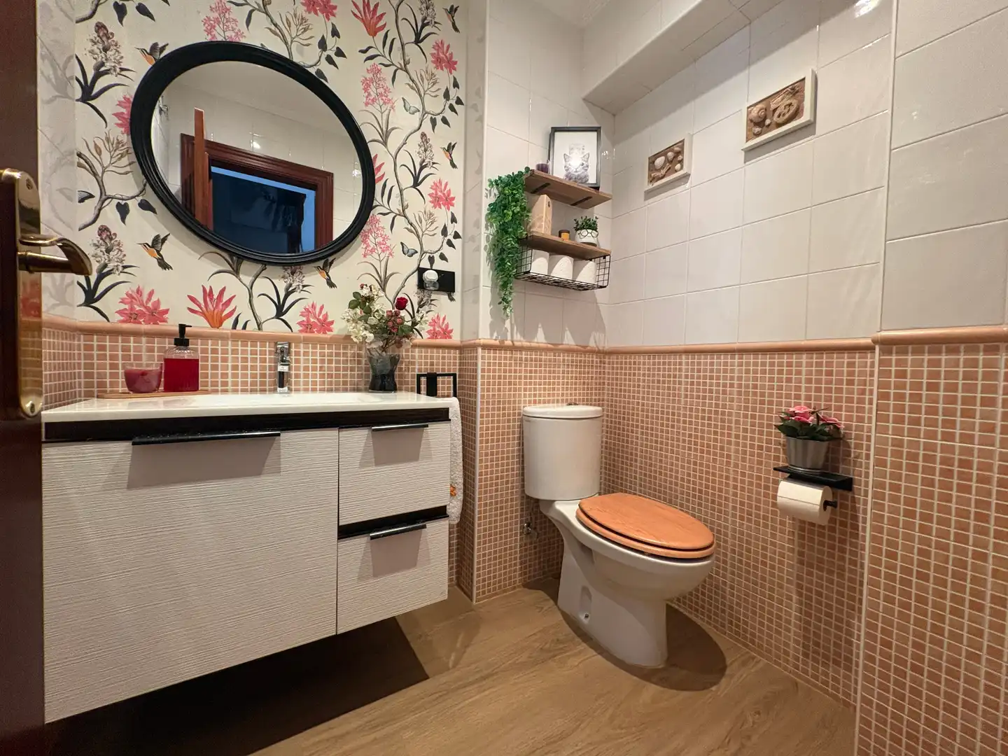 Badezimmer von Einfamilien-Reihenhaus zum Verkauf in Carreño mit Heizung, Parkett und Terrasse